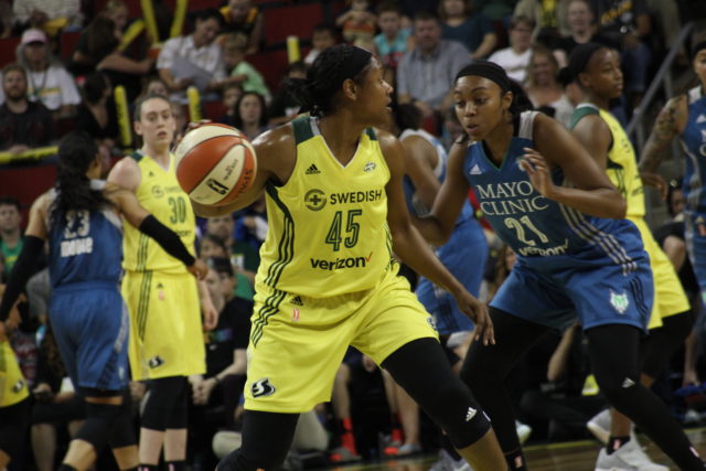 #1 Lynx downed by Storm 62-61 in upset of the year