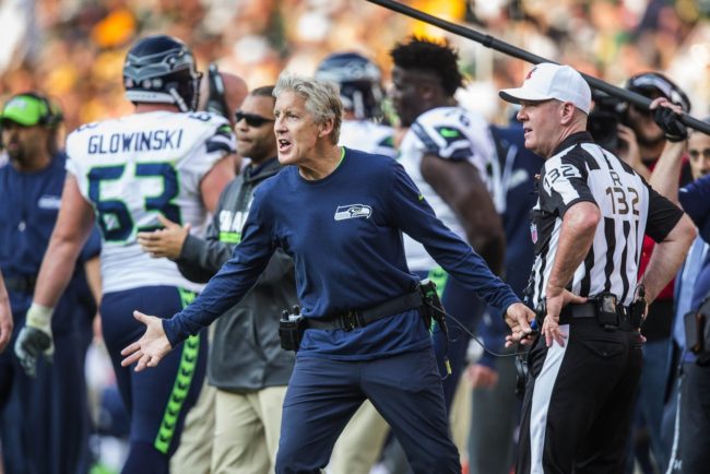 Seahawks fall to Packers 17-9 in Lambeau Field