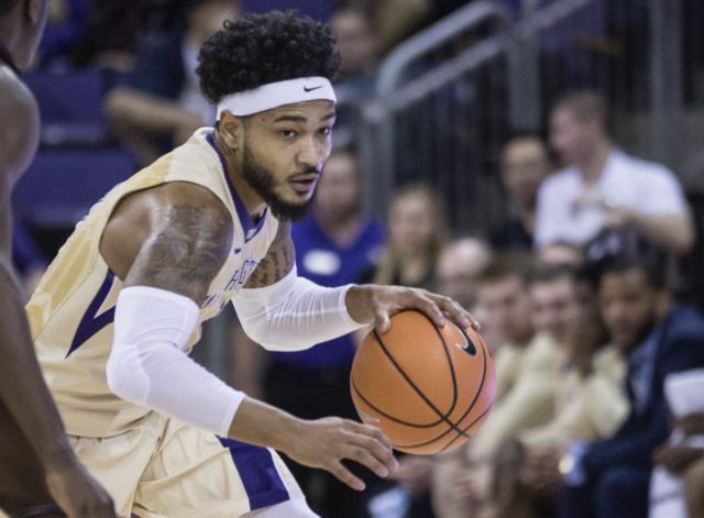 Huskies hoops roundup: homestand concludes with 3 straight wins, Dawgs now 10-3