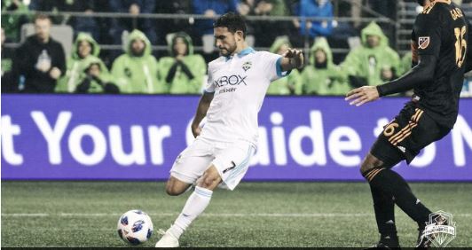 Sounders obliterate Houston 4-1, inch closer to playoffs