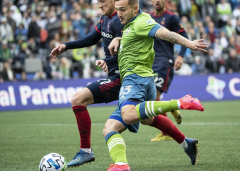 Morris scores the brace and powers Rave Green to 2-1 win over upstart Chicago