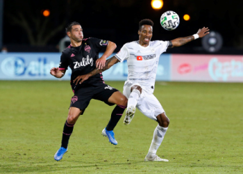 Swarmed Sounders knocked out of tourney, lose 4-1 to LAFC