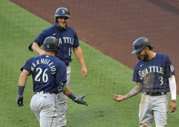 Mariners play the hits, outslugging the Angels for a series sweep