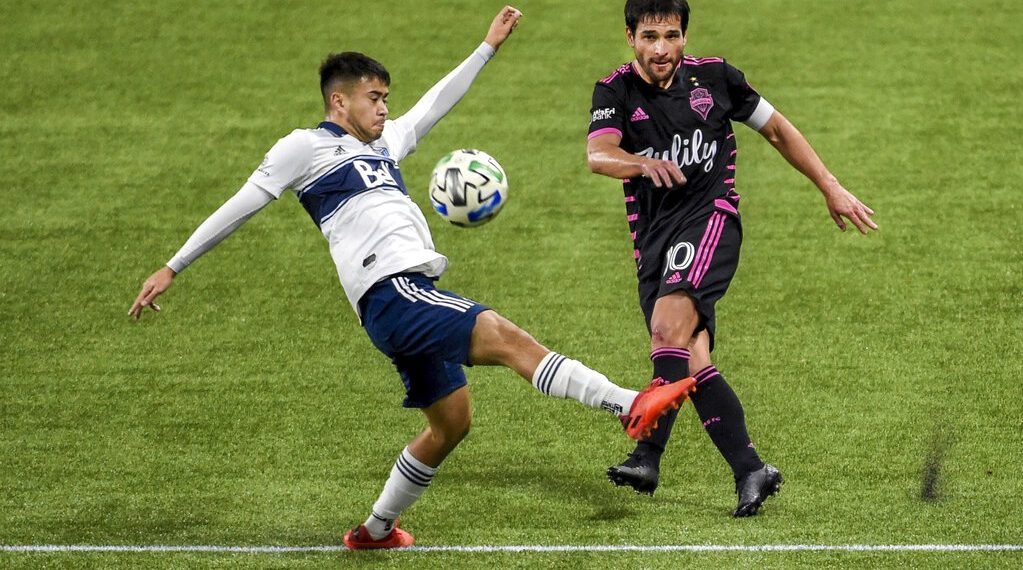 Sounders secure playoff spot for 12th straight year with 2-0 win over Caps